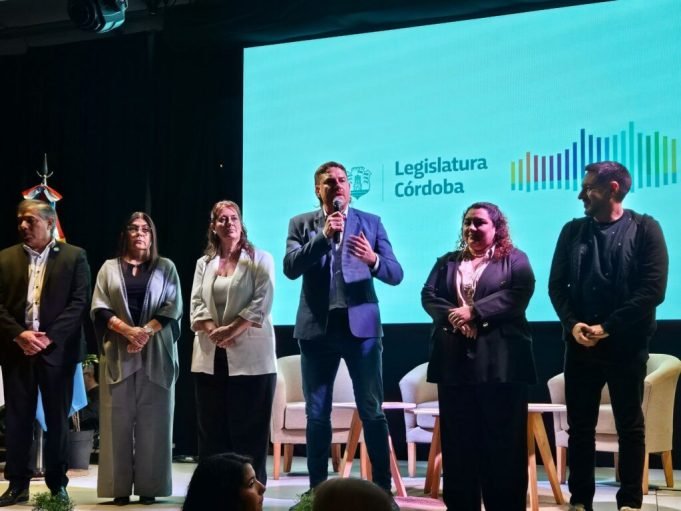 Las organizaciones sociales, protagonistas del debate legislativo.