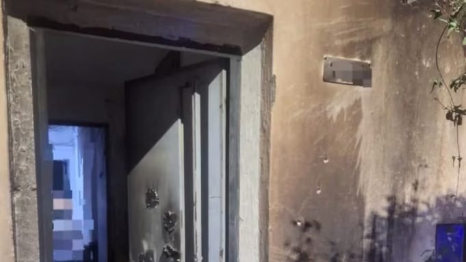 Balearon una casa y tiraron bombas molotov en barrio Yofre Norte.