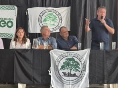 Perforación para la Escuela Agro Técnica, Tractor para la Sociedad Rural y 15 millones para Lagunas de Retardo.