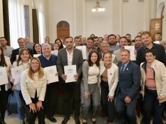 Myrian Prunotto encabezó la entrega de becas de formación en Inteligencia Artificial.