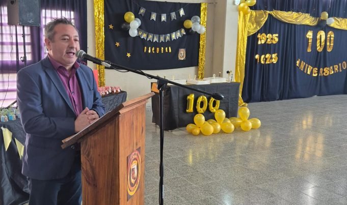 Felices 100 Años Escuela Fernando Fader de Ischilin.