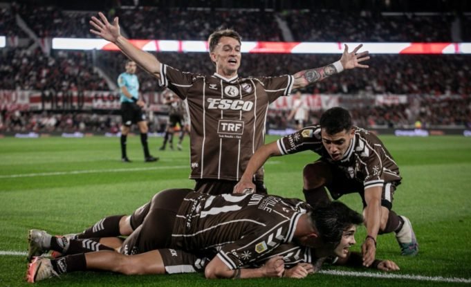 Futbol: Platense campeón del Torneo Apertura.