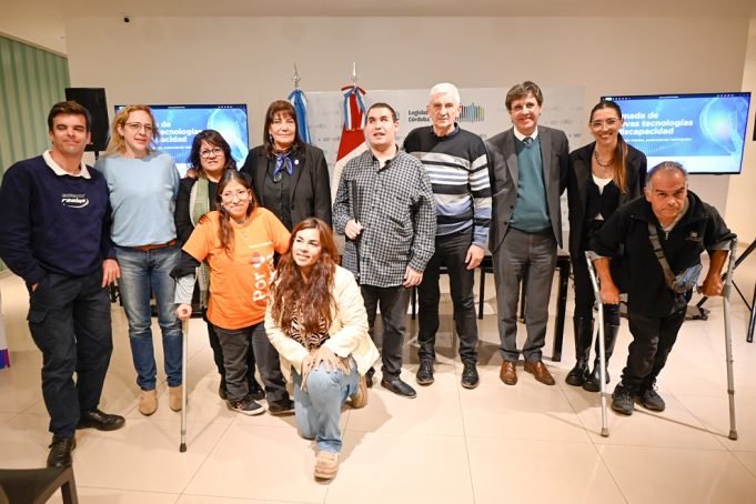 Se realizó en la Legislatura una jornada sobre nuevas tecnologías y discapacidad.