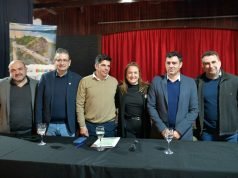 Prunotto presidió el acto de apertura de sobres para la construcción de la línea de media tensión de Embalse