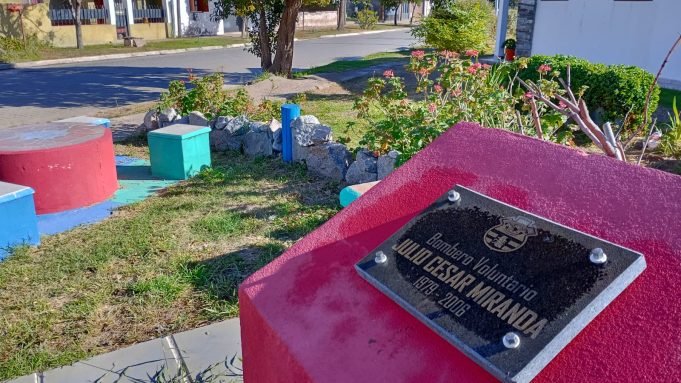 Día del Bombero Voluntario: ¿Sabías que hay un espacio dedicado a Julio César “Pupi” Miranda en Deán Funes?