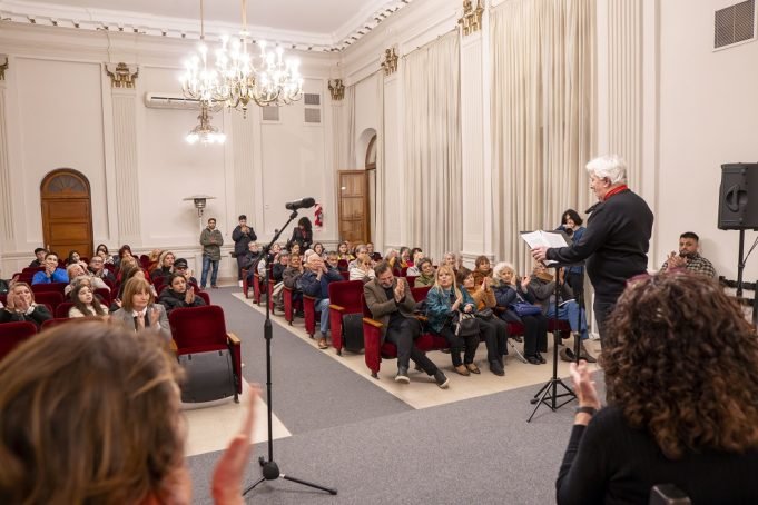 Legislatura Histórica: poesías, cuentos y homenajes en “La Noche de las Lecturas”.