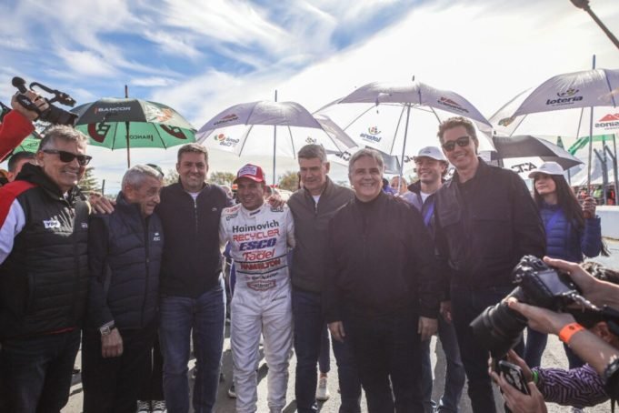 Más de 100 mil personas disfrutaron el regreso del Turismo Carretera al Cabalén.