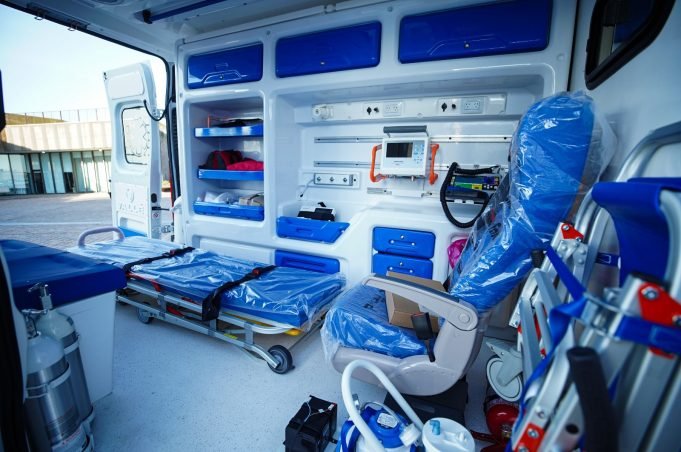 El Hospital Romagosa recibió dos ambulancias de alta complejidad.