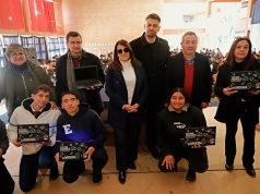 A través del programa tecnopresente el Gobierno de Córdoba entregó netbooks en el IPEQ de Quilino.