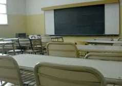 Asistencia escolar del 10% en Deán Funes por la ola polar: el Gobierno provincial extendió la medida al turno tarde y noche.