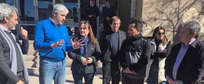 Dos Ambulancias con Terapia Intensiva para el Hospital de Deán Funes.