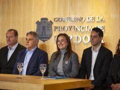 Prunotto acompañó al gobernador Llaryora en el acto de apoyo a científicos y proyectos de innovación.