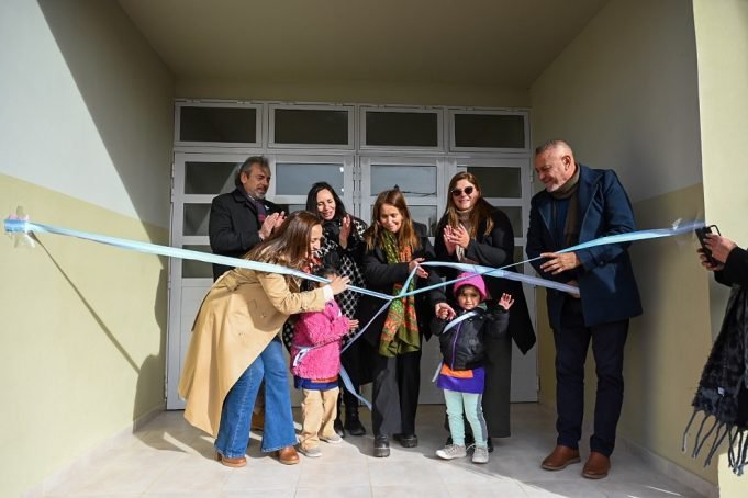 Myrian Prunotto presidió la inauguración del nuevo jardín de infantes de Villa de Pocho.
