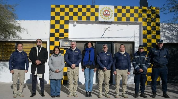 El ministro de Seguridad supervisó el control de Caminera en Lucio V. Mansilla junto a la intendenta de Quilino y autoridades locales