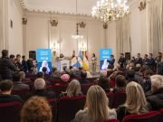 Prunotto acompañó la entrega de los Premios Perfil Córdoba.