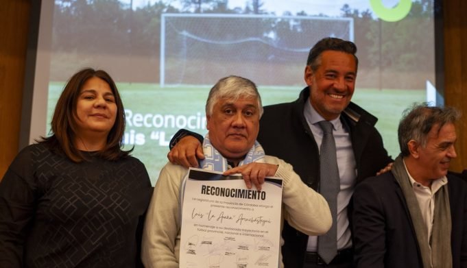 Beneplácito a la trayectoria y legado de Luis “El Araña” Amuchástegui.