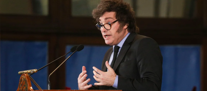 Milei, tras lo sucedido en el Senado: “Vamos a vetar y si se cae el veto, vamos a judicializar”.