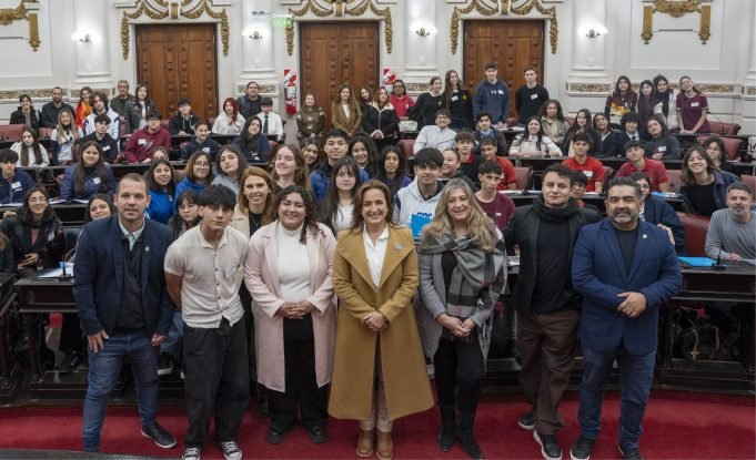 La Legislatura invita a la juventud a ser protagonista de su presente y futuro.