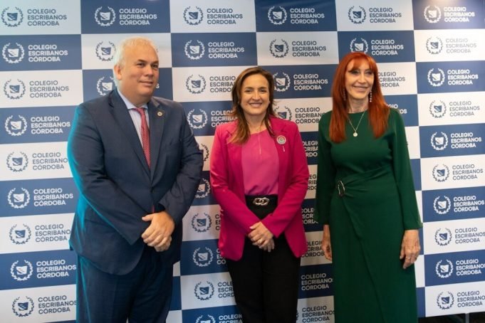 Myrian Prunotto acompañó la apertura de la Asamblea del Notariado Argentino.