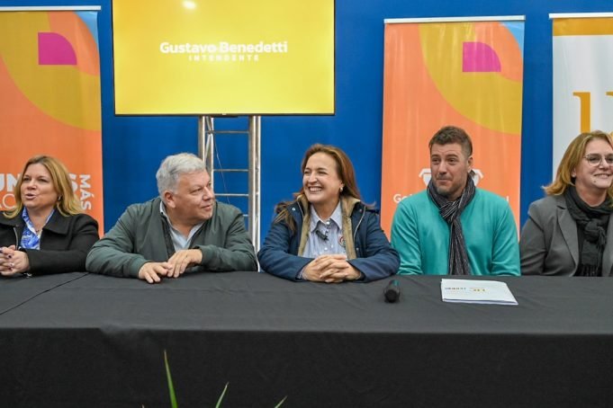 Myrian Prunotto participó de la presentación del Plan Estratégico de Turismo de Arroyito.