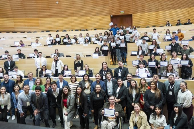 Legislatura: jóvenes del departamento Colón realizaron una simulación parlamentaria.
