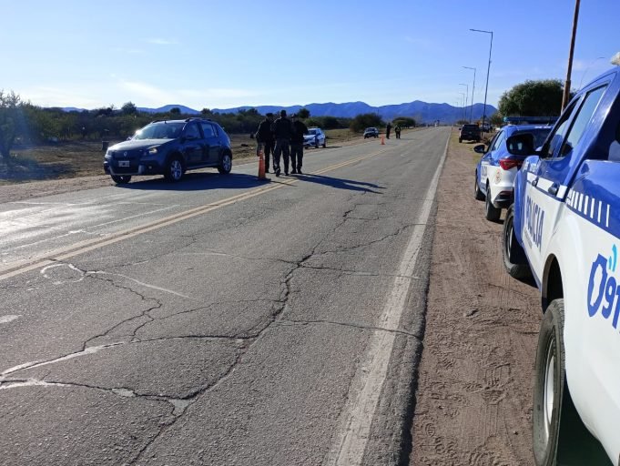 Hallaron sin vida a un hombre dentro de su vehículo en la intersección de RP 16 Oeste y Nemesio Ávila.