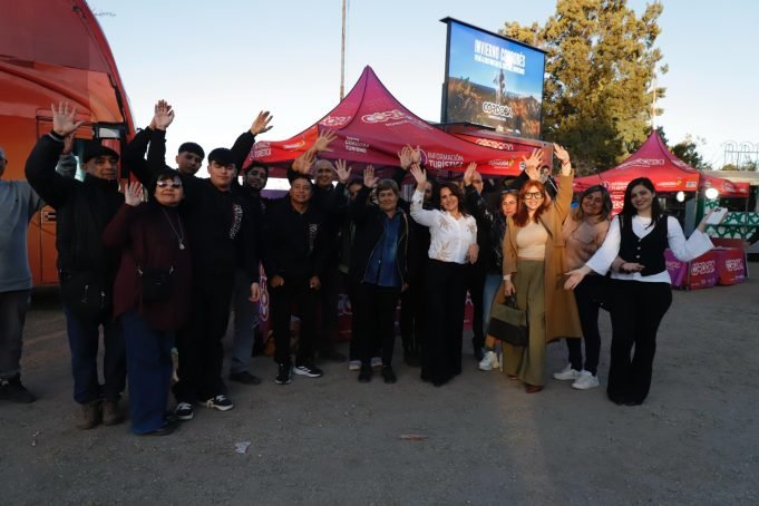 Quilino y Villa Quilino destacaron en el segundo día del Auto Show 2025 con su gastronomía y música regional.