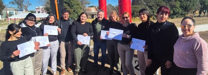 Legislador Figueroa en Avellaneda con CEDER Y Agencia Córdoba Joven.