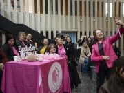 Se realizó en la Legislatura la Expo Mujer Córdoba Rosa.