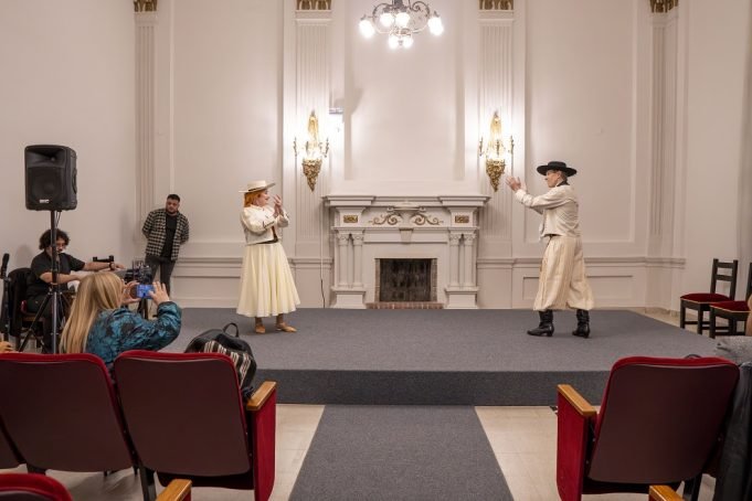 Agenda de actividades culturales y reconocimientos en la Legislatura.