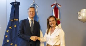 La vicegobernadora recibió una delegación de la Unión Europea.