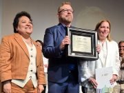 La Legislatura reconoció al investigador cordobés Gabriel Rabinovich