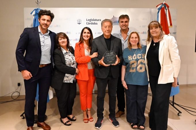 La Legislatura reconoció a Juan Alberto Mateyko.