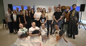 Reconocimiento legislativo a Gladys Caporale, referente de la danza folklórica.