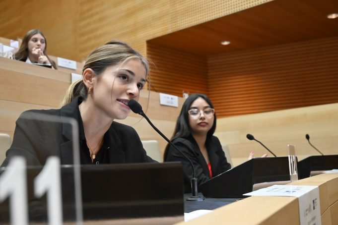 Simulación Parlamentaria Universitaria: una experiencia para fortalecer valores democráticos.