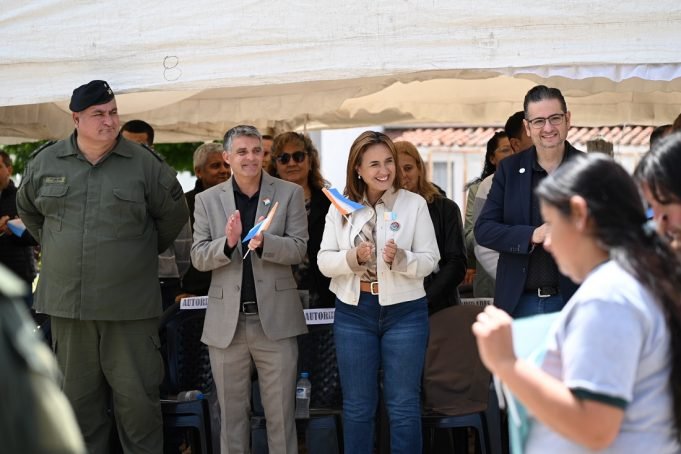 La vicegobernadora encabezó los festejos por el aniversario de Estación General Paz.