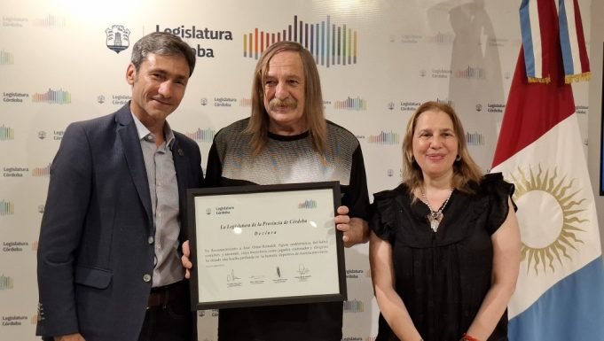 La Legislatura reconoció al exfutbolista José “la Pepona” Reinaldi.