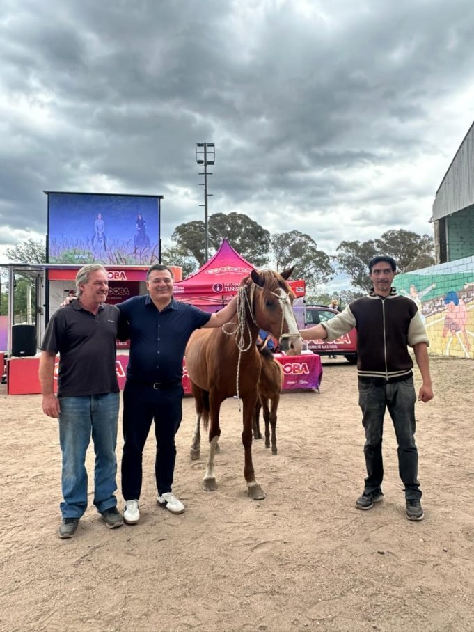 Se lanzó en San Marcos Sierras el Mes del Turismo Ecuestre.