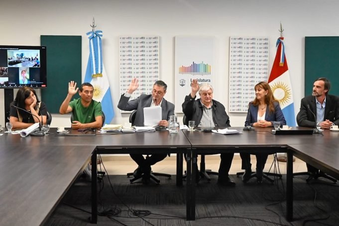 Despacho favorable para modificar los radios de Villa del Totoral y Villa Candelaria Norte.