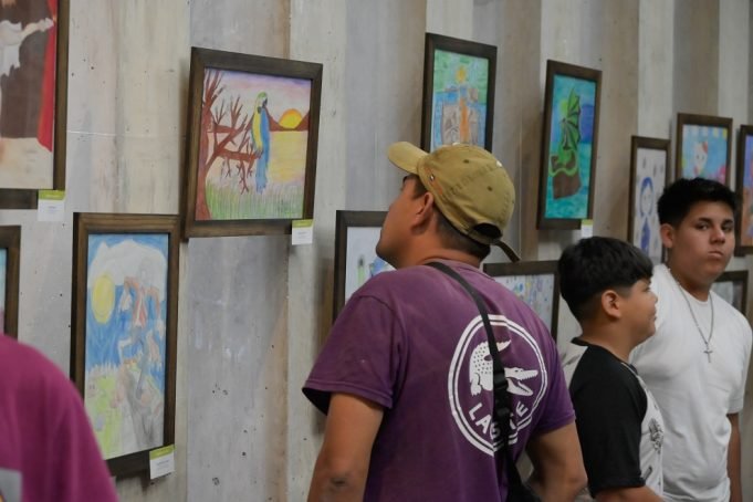 Actividades culturales y reconocimientos en la Legislatura.