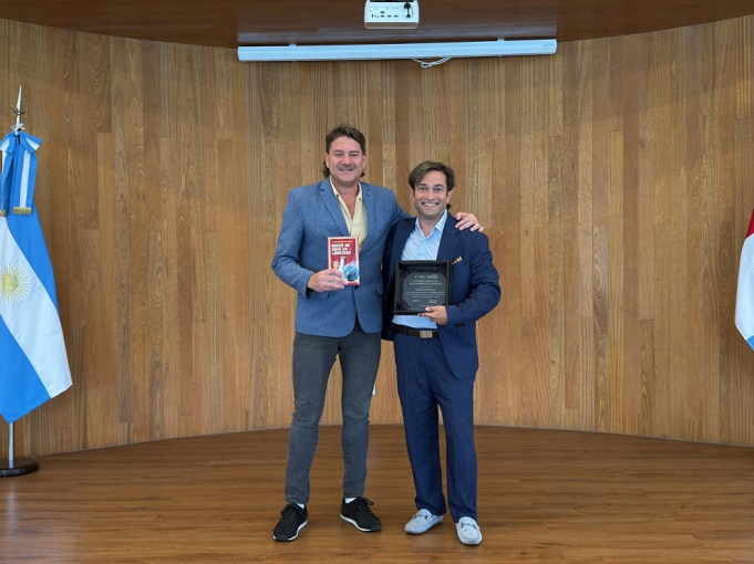 Declaran de interés legislativo el libro “Moscú no cree en lágrimas”