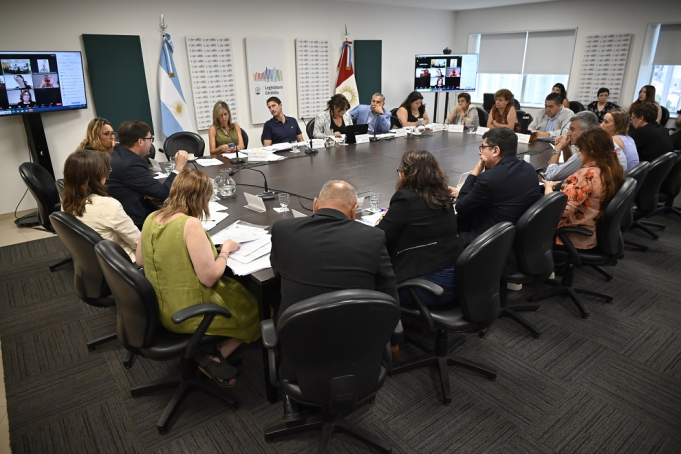 Despacho favorable para actualizar la Ley Provincial de Tránsito