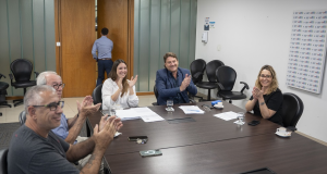 Autorizan la cesión en comodato de un terreno provincial a la Asociación Civil Club Palermo Bajo