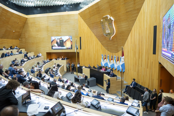 La Legislatura aprobó la nueva Estructura Orgánica del Ejecutivo provincial