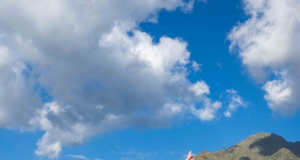 La influencer británica Alex Outhwaite visitó San Javier y Yacanto