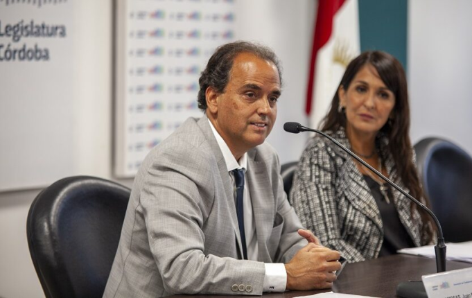 Llamosas, nuevo presidente de la Comisión de Seguridad