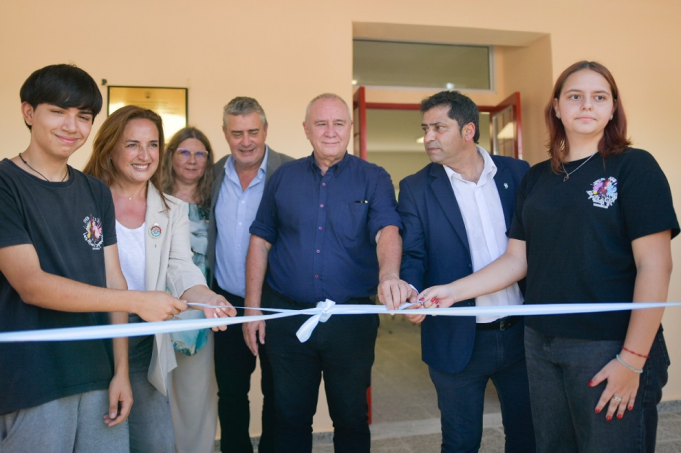 Valle Hermoso: Prunotto inauguró nuevas aulas en el IPEM “Luis Alberto Spinetta”