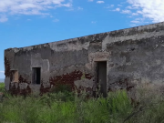 Lucio V. Mansilla: Dos personas resultaron heridas tras el derrumbe de una vivienda.