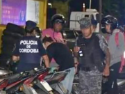 Deán Funes: Escapó de un control policial, se escondió en su casa y su mamá lo entregó.