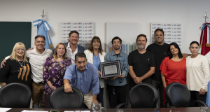 La Legislatura distinguió a “Maligno” Torres y recibió a la Federación Argentina de Periodistas Deportivos.